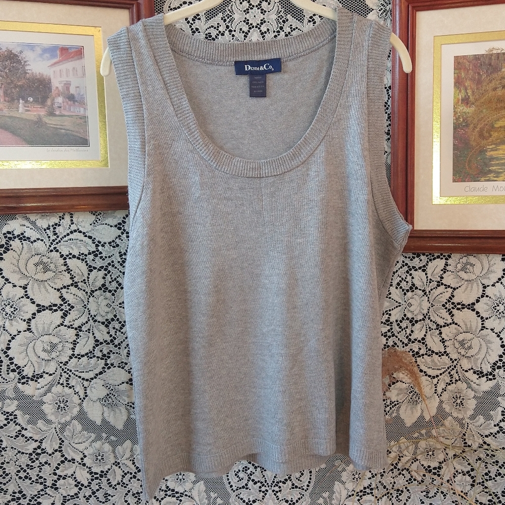 Denim&Co grey 100% acrylic scoop neck sleeveless sweater tank top